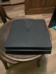 Predám ps4 Slim