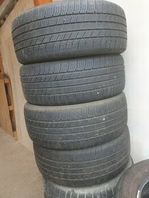 225/55 R17