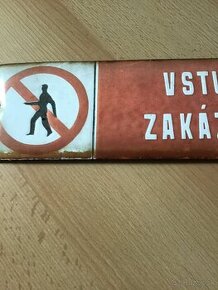 SMALT TABULA VSTUP ZAKAZANý