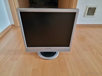 Samsung Monitor 17"(43,2) cm - 1