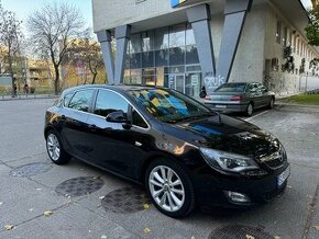 Predam opel astra 2.0 CDTI 118kw 1.majiteľ