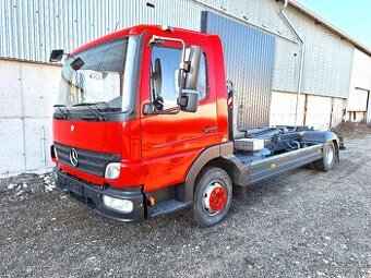 Mercedes-Benz Atego 815 hákový nosič kontejnerů - 1