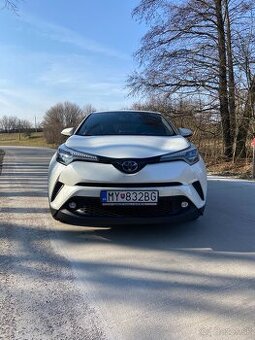 Toyota C-HR 1.8 hybrid