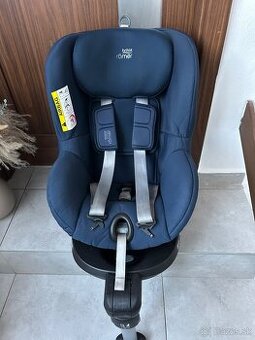 Otočná 360, Polohovateľná - Britax Romer Dualfix 2R 9-18kg