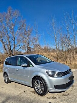 VOLKSWAGEN TOURAN 1.6TDI 77KW M6 2012 NOVÉ KÚPENÉ NA SK