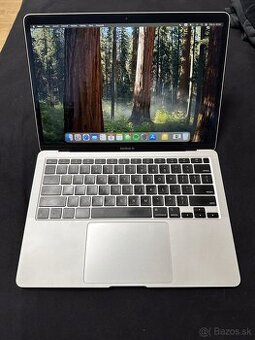 Apple macbook M1 16GB RAM/ 256GB ssd ešte v ZÁRUKE