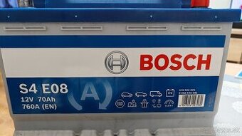 Autobateria Bosch S4 E08 12v 70Ah 760EN