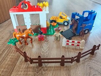 Lego duplo stajňa s koníkom - 1