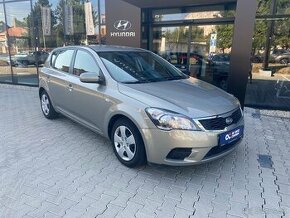 Kia Cee'd r.v.2012 1.majitel iba  74 000km