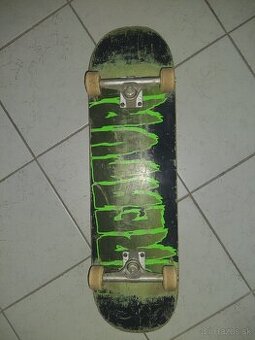 Skateboard