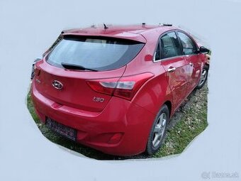 Rozpredam hyundai i30 1.6 81kw D4FB 2013