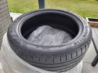 225/45 R18 goodyear eagle f1 letné