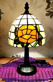 Piękna lampa witrażowa nocna, stołowa w stylu Tiffany.Nowa.