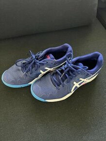 Darujem Asics tenisky velkost 37.5