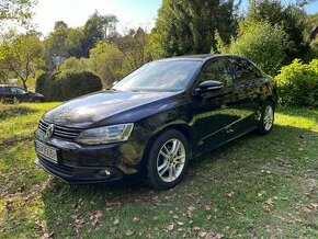 VW Jetta 1.6 TDi 77KW 7DSG - 1