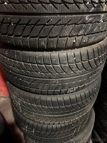 Goodride  245/45R18 zimné