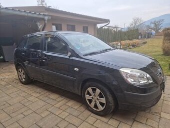 Kia Rio 1.4 2009 havarované