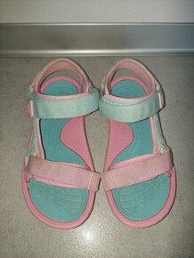 dievčenské sandále (veľkosť 33)