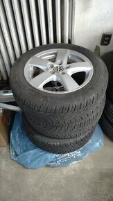 Predam vw alu. 5x100 15"  na zimnych pneu  185/60/15