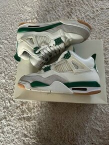 Air Jordan 4 SB