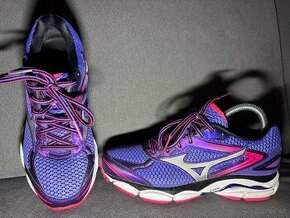 predané Dámske tenisky Mizuno Wave Ultima 8 veľkosť 37