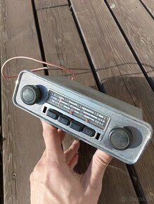 Predám autoradio grundig Emden III E