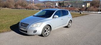 Kia ceed 1,4 77kw