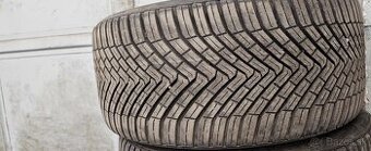 Continental AllSeasonContact 255/35 R19 - 1