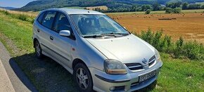 Nissan Almera Tino - 1