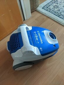 Electrolux Ergospace ZE 346 ako nový + sacky, nutný servis