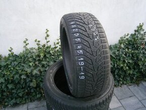 Predám 4x zimné pneu Yokohama 235/45 R19 99VXL