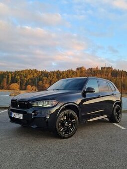 BMW X5 40d Carbonschwarz