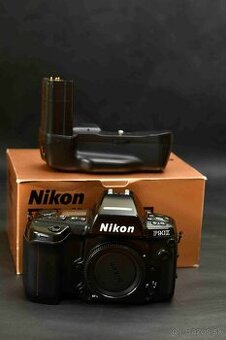 Nikon F90X - 1