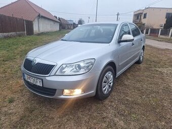 ŠKODA OCTAVIA 1,2 BENZÍN 77KW R9K 2012