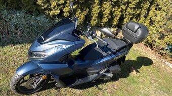 Vymením Honda pcx 125 2023 za Forzu 125