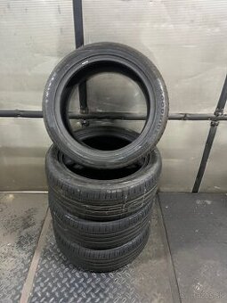 Goodride zupereco 235/45R18