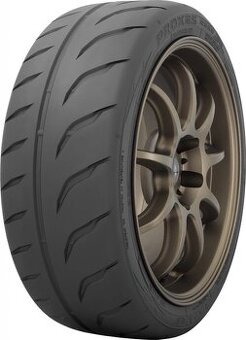 Toyo Proxes R888R 215/45 R17