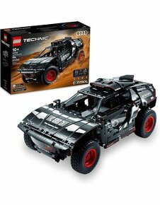 LEGO Technic 42160 Audi RS Q e-tron