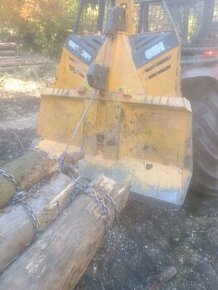 Uniforest 8.5 t navijak.ukt.lkt.traktor