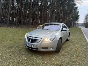 Opel Insignia - 1