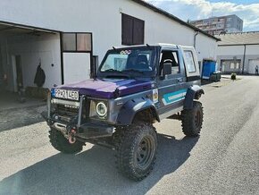 Suzuki Samurai