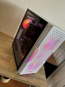 Herne pc, RX 6750xt, 32GB RAM, ryzen 5, 1TB ssd