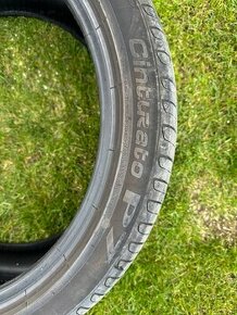 Predám pneumatiku Pirelli Cinturato R19, Škoda Superb