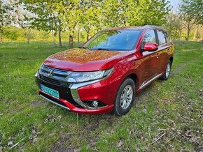 Mitsubishi Outlander 2,0 PHEV 4x4 SUV, alcantara - 1