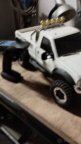 Axial scx 10