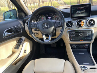 Mercedes GLA - Panorama 4 Matic / FULL výbava /Full história - 1