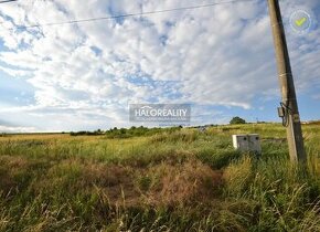 HALO reality - Predaj, pozemok pre rodinný dom   880m2 Parti