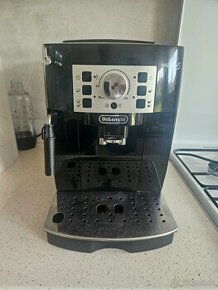 Predám kávovar Delonghi Magnifica S