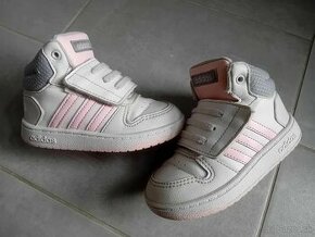 Tenisky Adidas 25