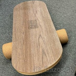 Balance board